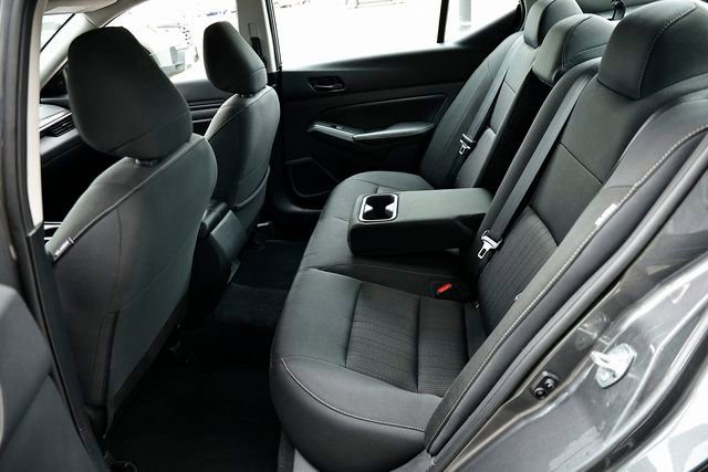 Used 2025 Nissan Altima 2.5 SV image 26