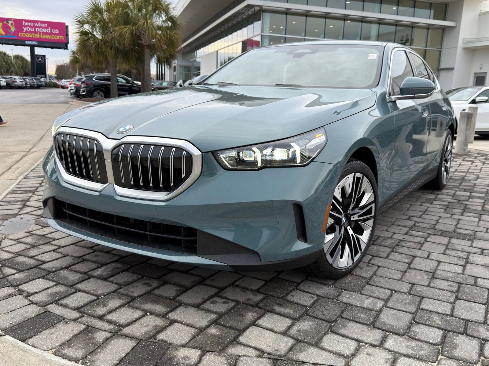 Certified 2024 BMW 530i w/ Premium Package image 1