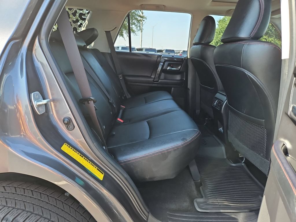 Used 2021 Toyota 4Runner Venture w/ Moonroof Package AWD/4WD image 27