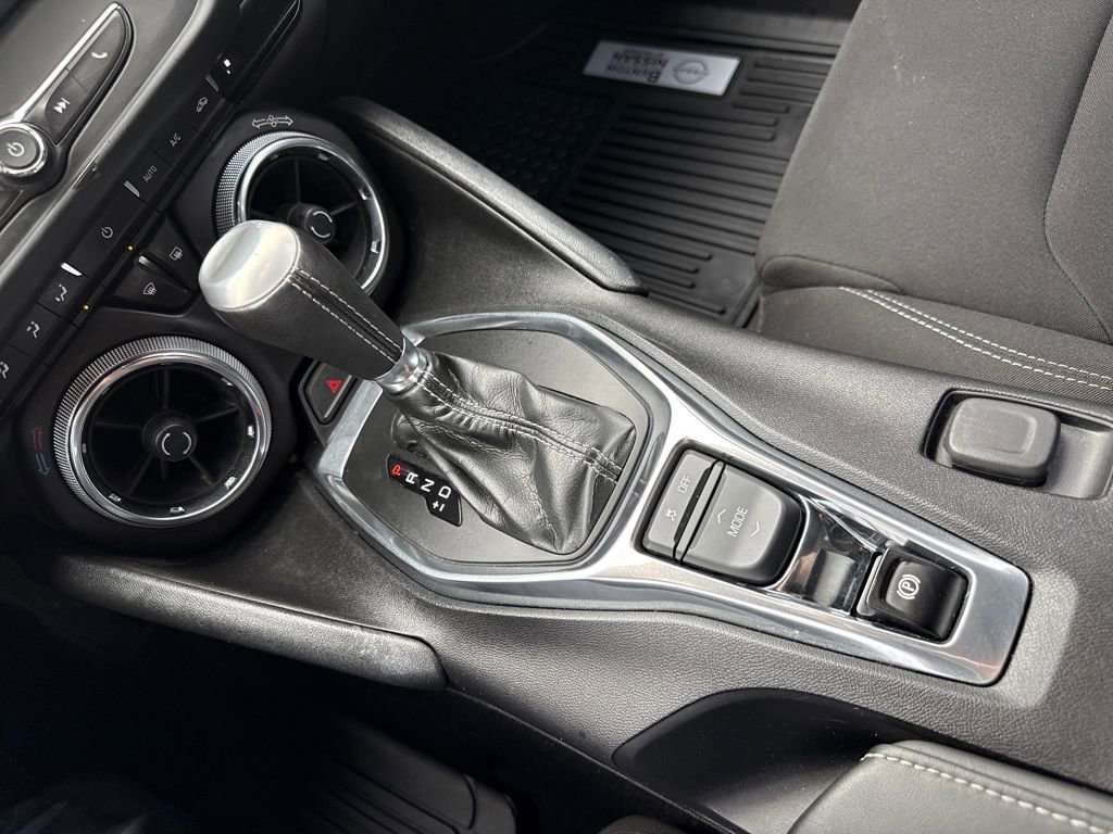 Used 2018 Chevrolet Camaro LT image 25