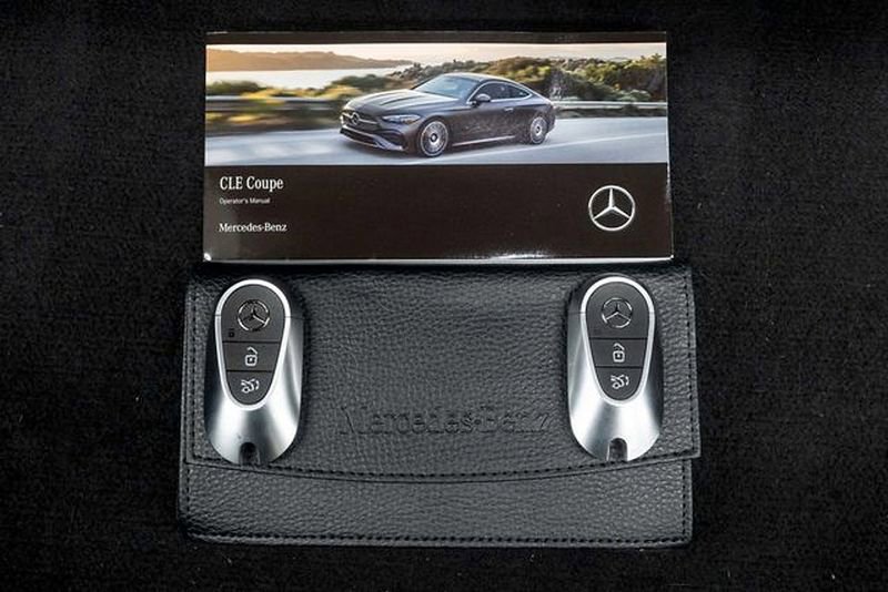 Used 2025 Mercedes-Benz CLE 300 4MATIC Coupe image 50