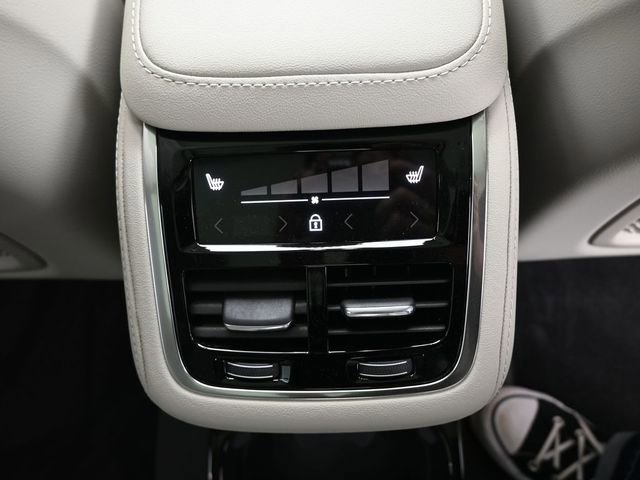New 2026 Volvo XC90 B6 Ultra w/ Protection Package Premier image 35
