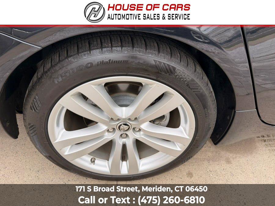 Used 2012 Jaguar XJ L RWD image 15