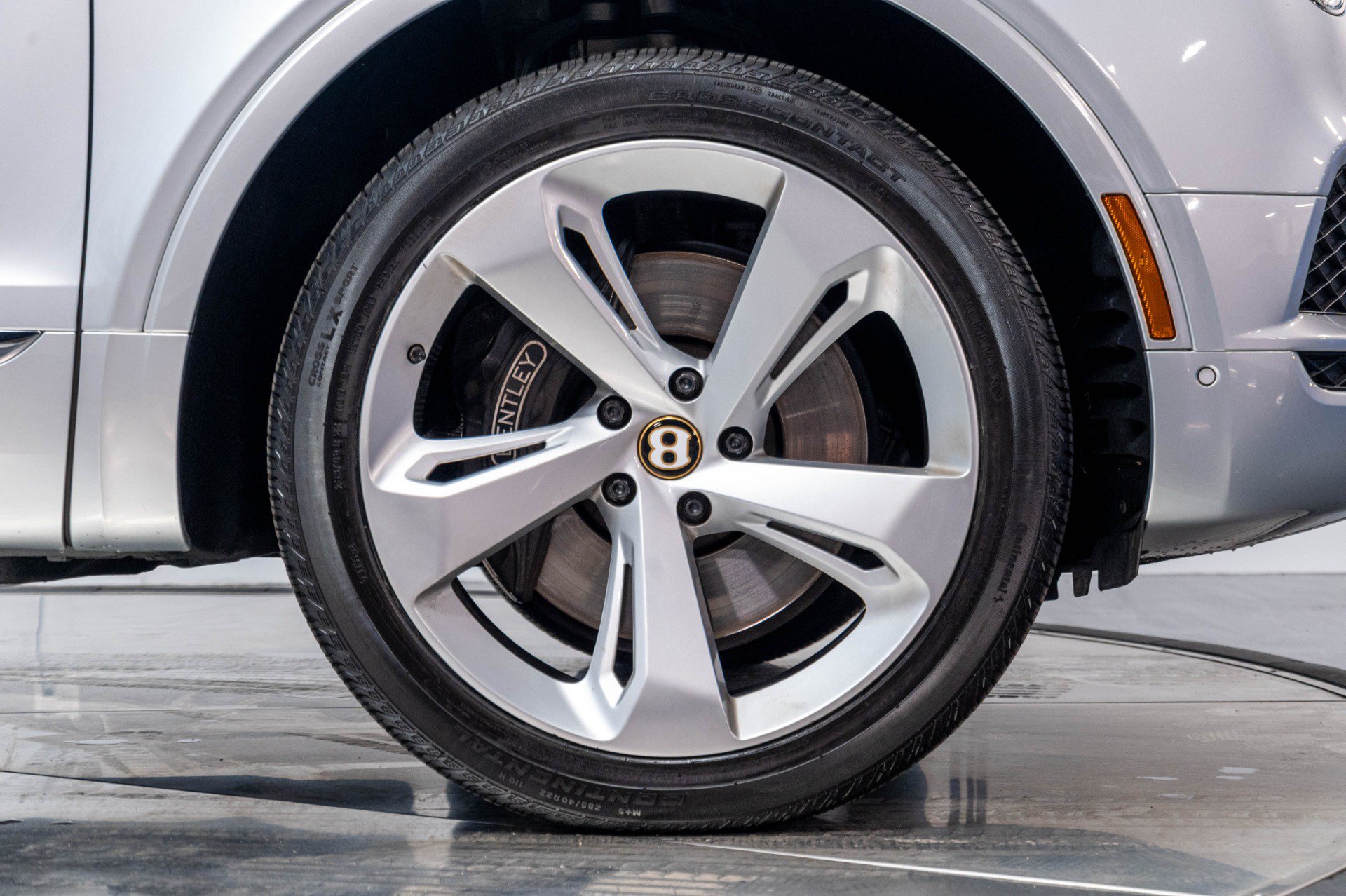 Used 2020 Bentley Bentayga AWD/4WD image 28