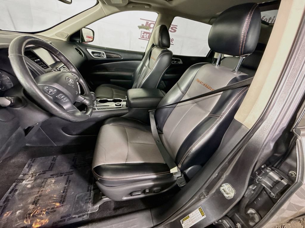 Used 2019 Nissan Pathfinder SL AWD/4WD image 27