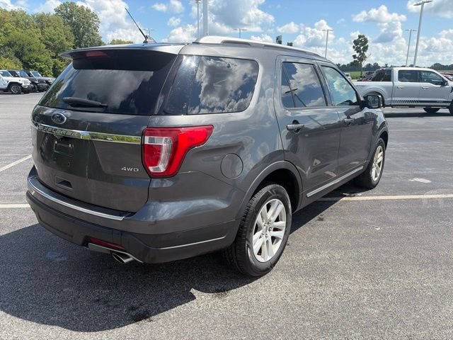 Used 2018 Ford Explorer XLT w/ Equipment Group 202A AWD/4WD image 11
