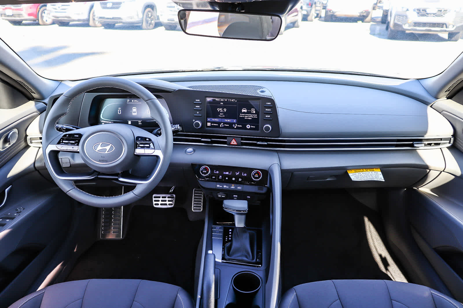 New 2025 Hyundai Elantra Sport image 15