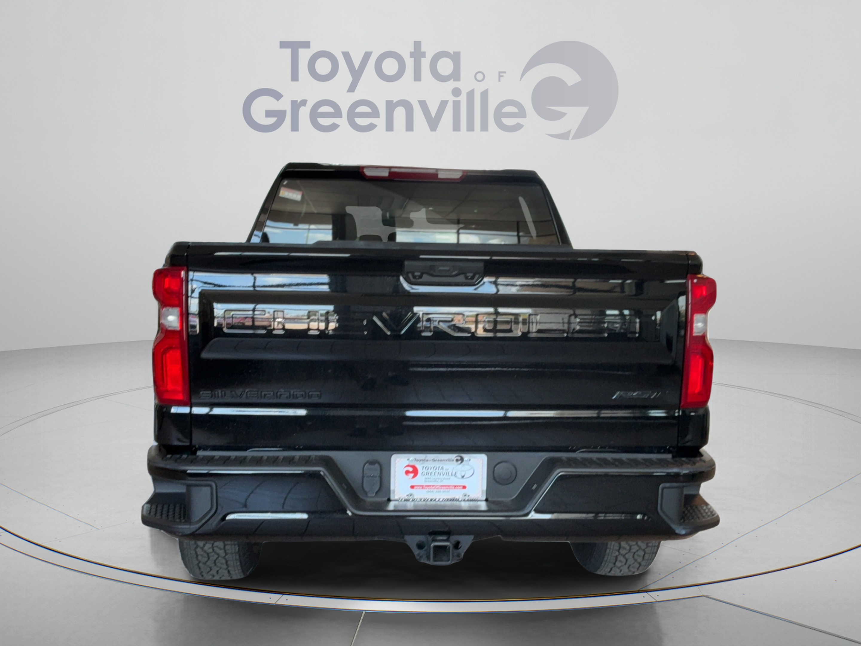 Used 2026 Chevrolet Silverado 1500 RST w/ RST Select Package AWD/4WD image 4