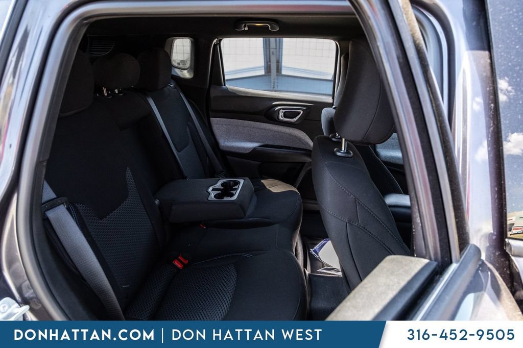 Used 2024 Jeep Compass Sport AWD/4WD image 22