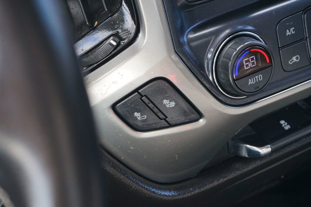 Used 2019 Chevrolet Silverado 1500 LT w/ All Star Edition image 21