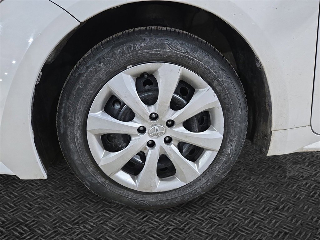 Used 2024 Toyota Corolla LE image 11