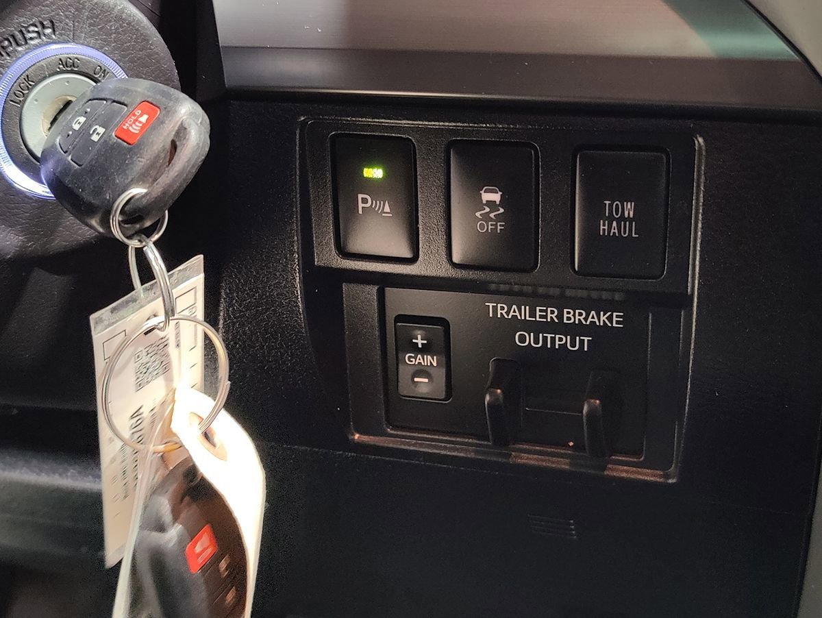 Used 2019 Toyota Tundra Platinum AWD/4WD image 30