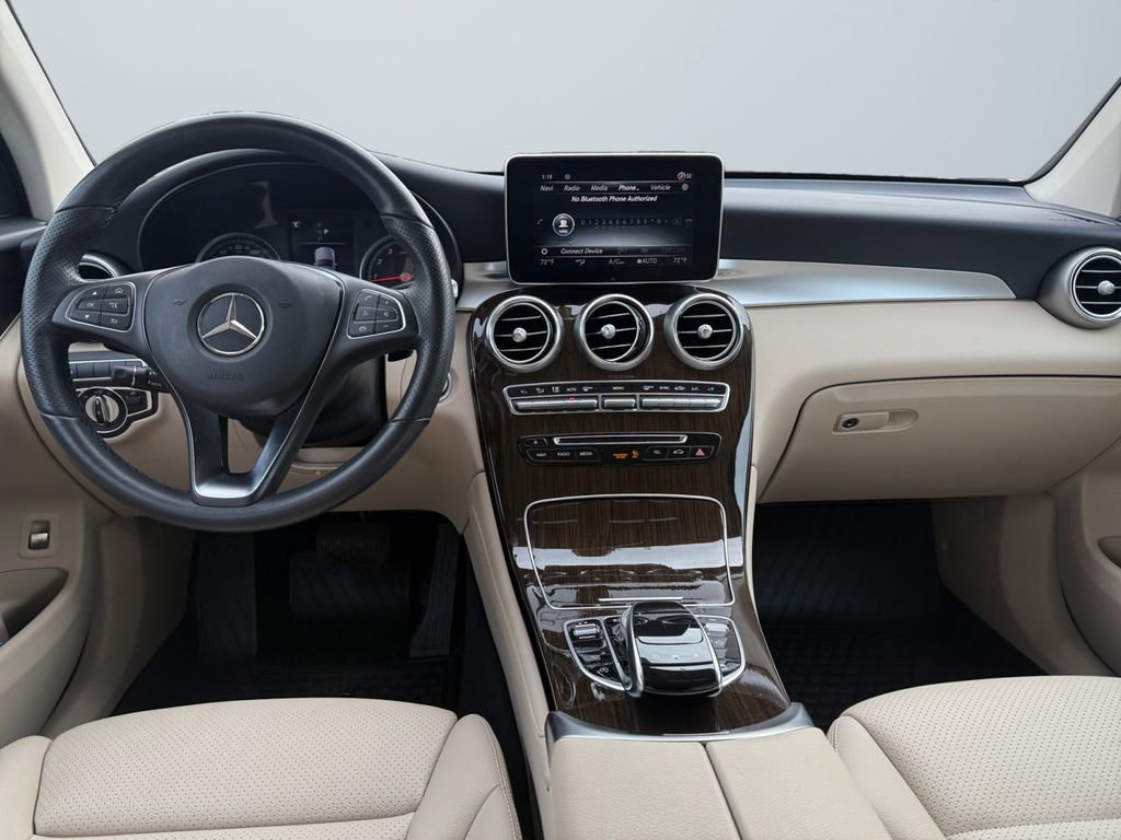Used 2019 Mercedes-Benz GLC 300 4MATIC Coupe image 10