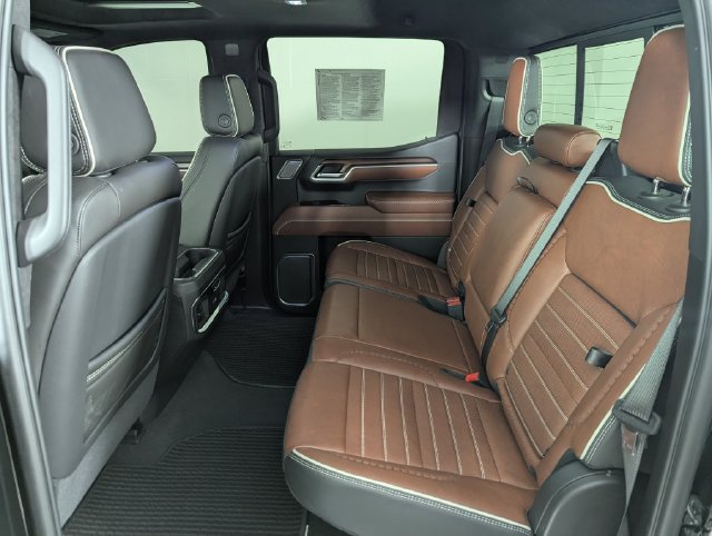 Used 2025 GMC Sierra 1500 Denali Ultimate AWD/4WD image 23