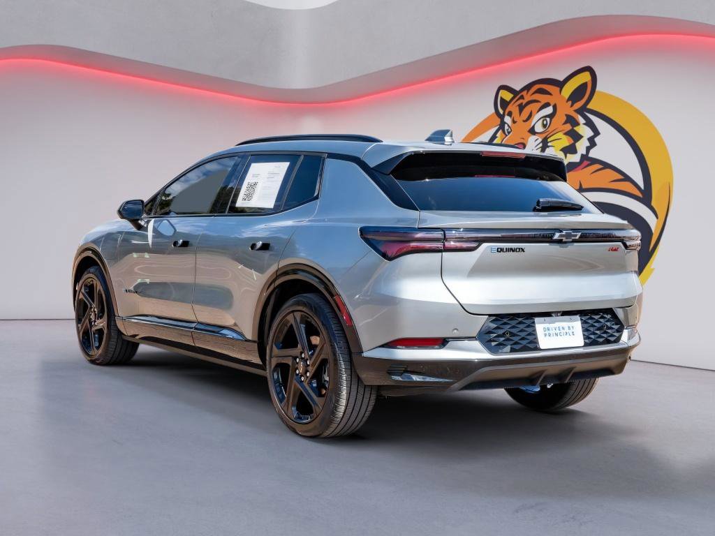 Used 2025 Chevrolet Equinox EV RS image 7