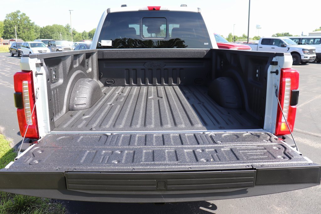New 2025 Ford F250 Lariat w/ Lariat Ultimate Package image 17