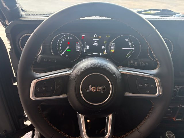 Used 2023 Jeep Wrangler Unlimited Sahara AWD/4WD image 17