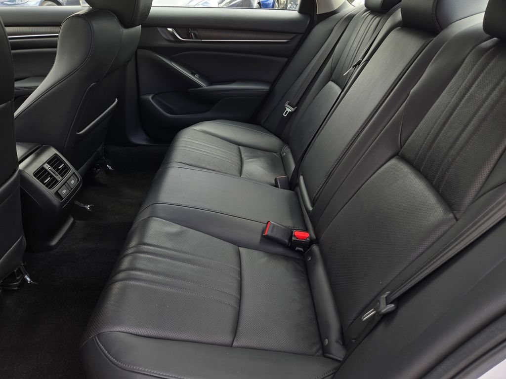 Used 2021 Honda Accord EX-L image 12
