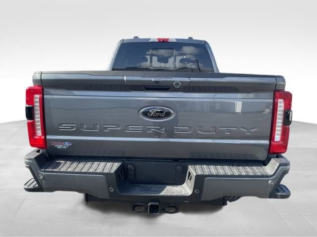 New 2026 Ford F250 Lariat w/ Black Appearance Package image 4