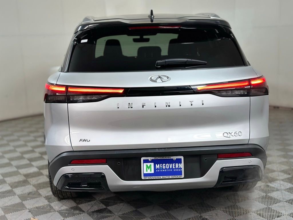 Used 2023 INFINITI QX60 Luxe image 4