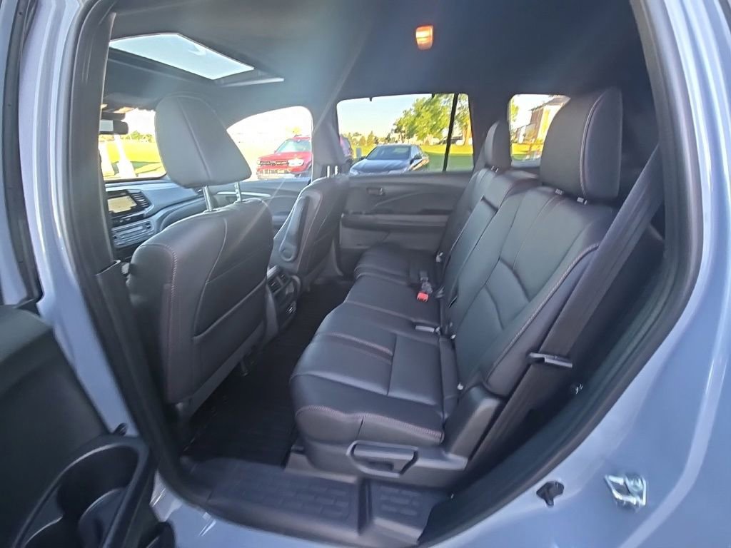 Certified 2023 Honda Passport TrailSport image 29