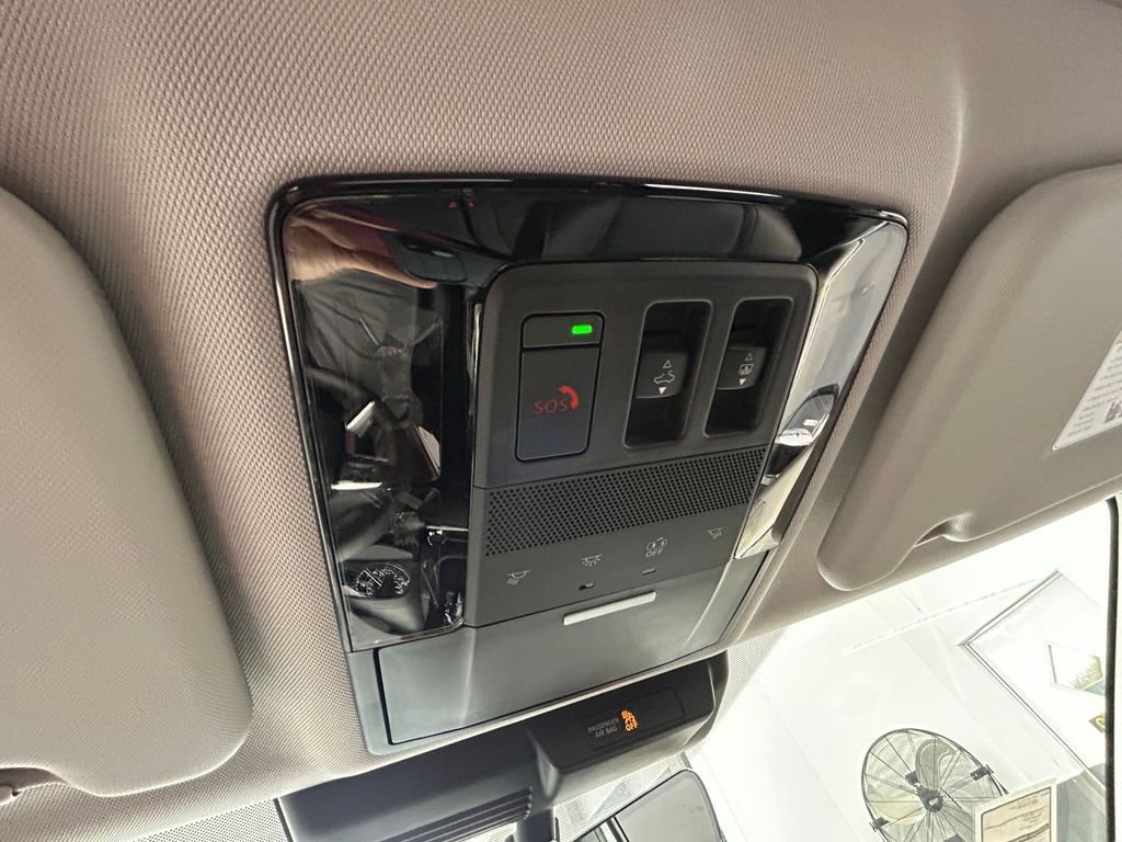 New 2026 Mitsubishi Outlander Trail Edition image 32