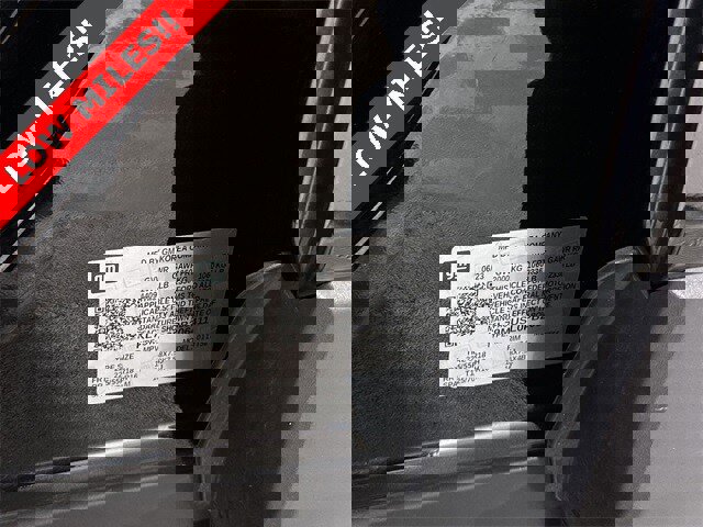 Used 2023 Chevrolet TrailBlazer RS w/ Sun and Liftgate Package image 35