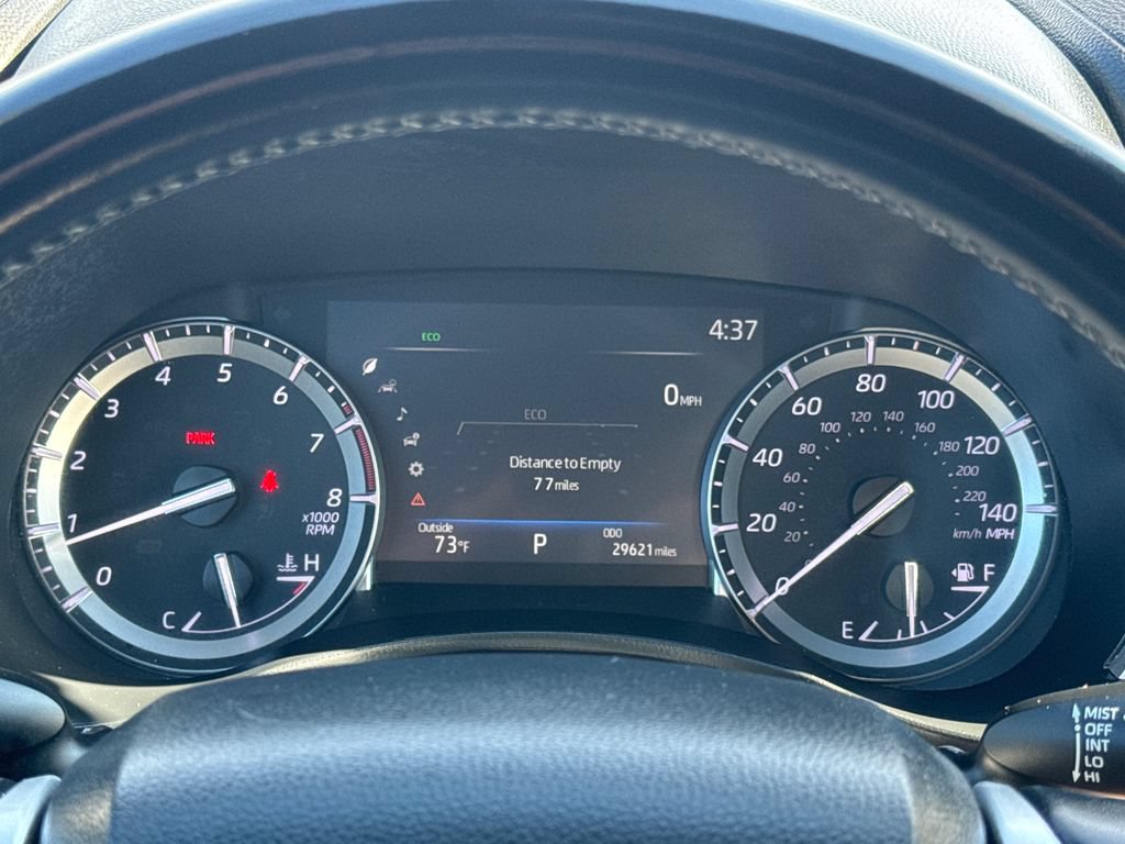 Used 2022 Toyota Highlander XSE AWD/4WD image 19