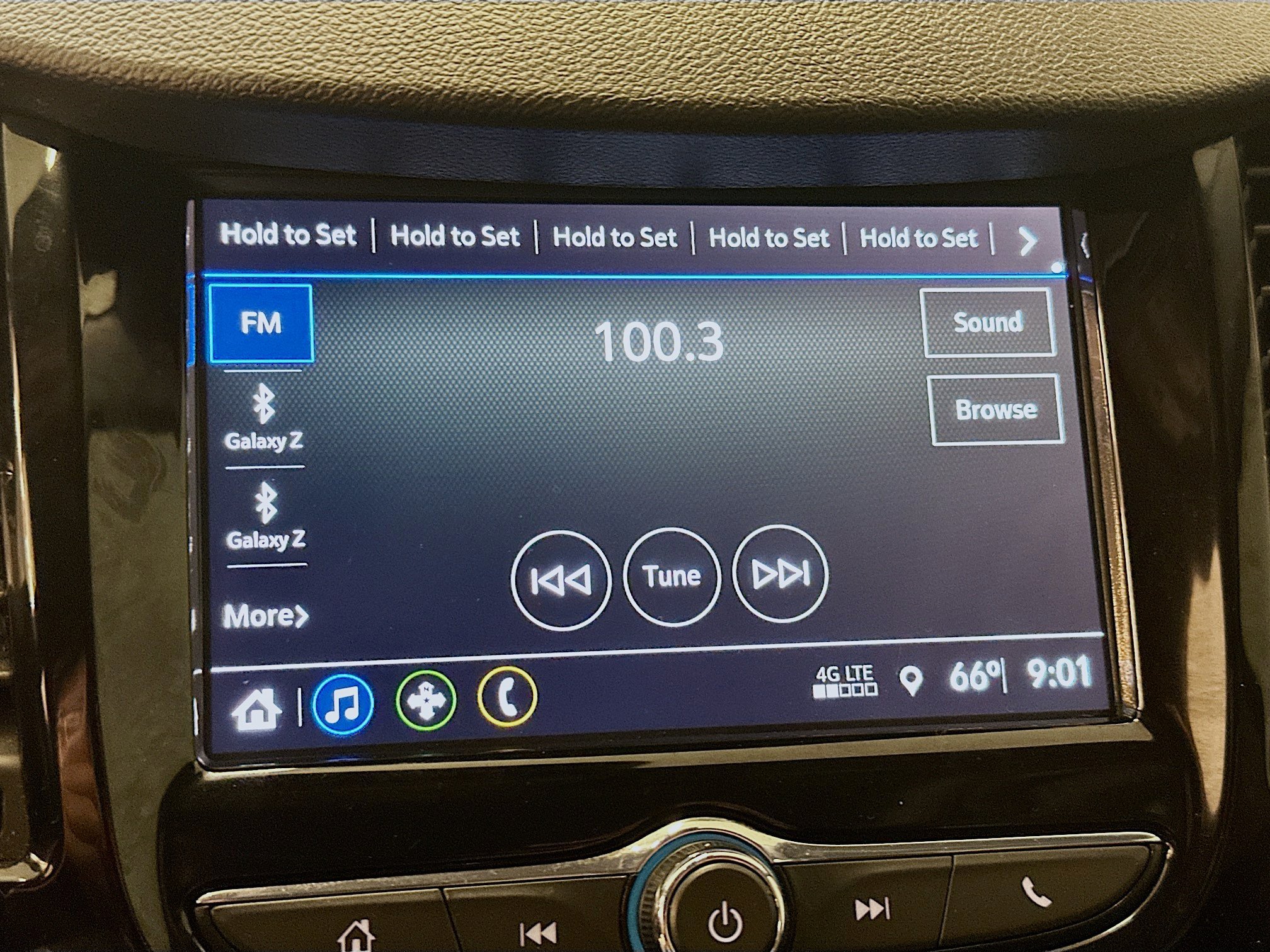 Used 2018 Chevrolet Trax LS AWD/4WD image 21