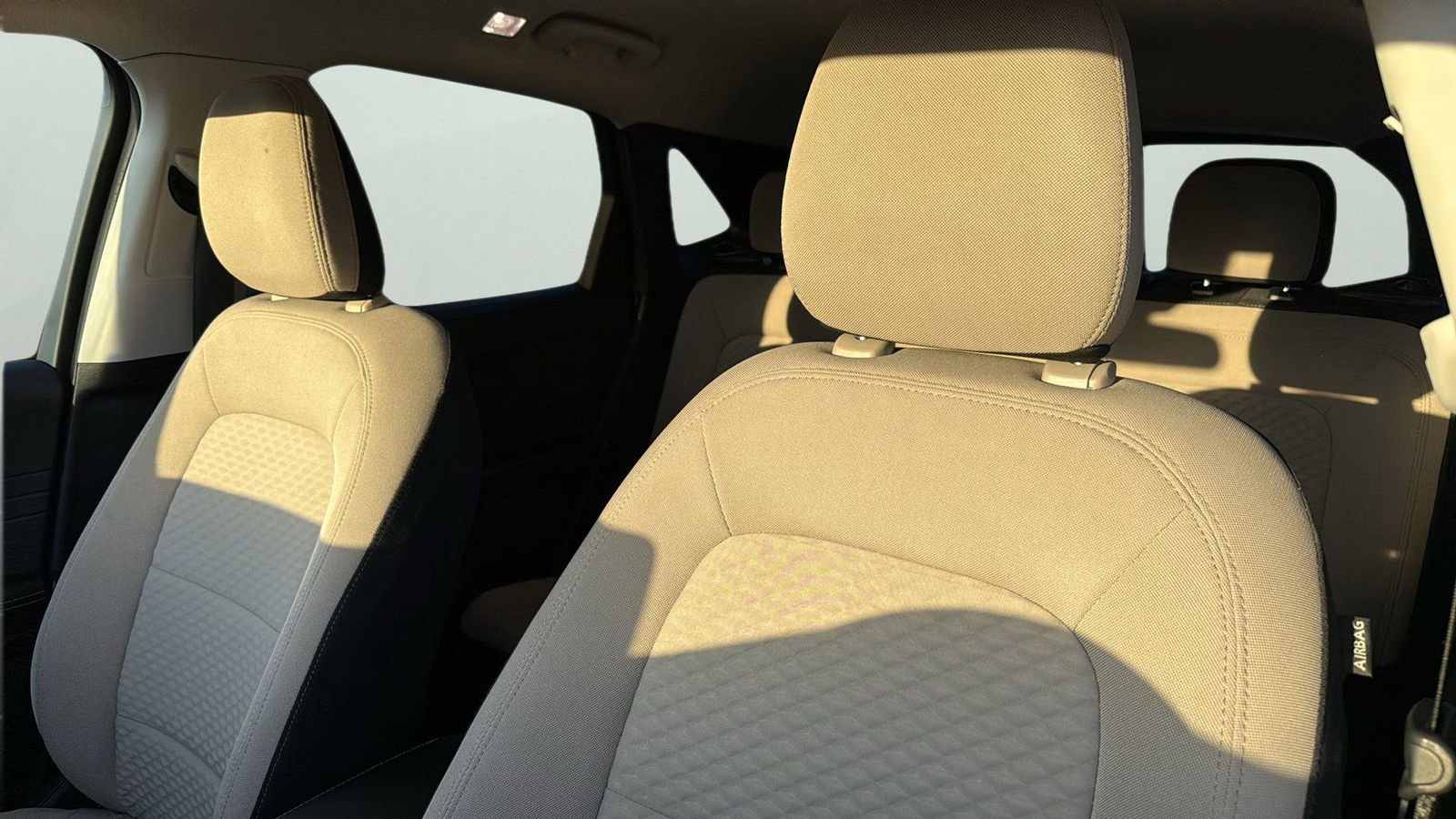 Certified 2022 Ford Escape SE w/ SE Sport Appearance Package image 10