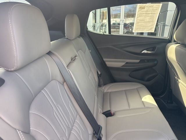 Used 2024 Buick Envista Avenir image 23
