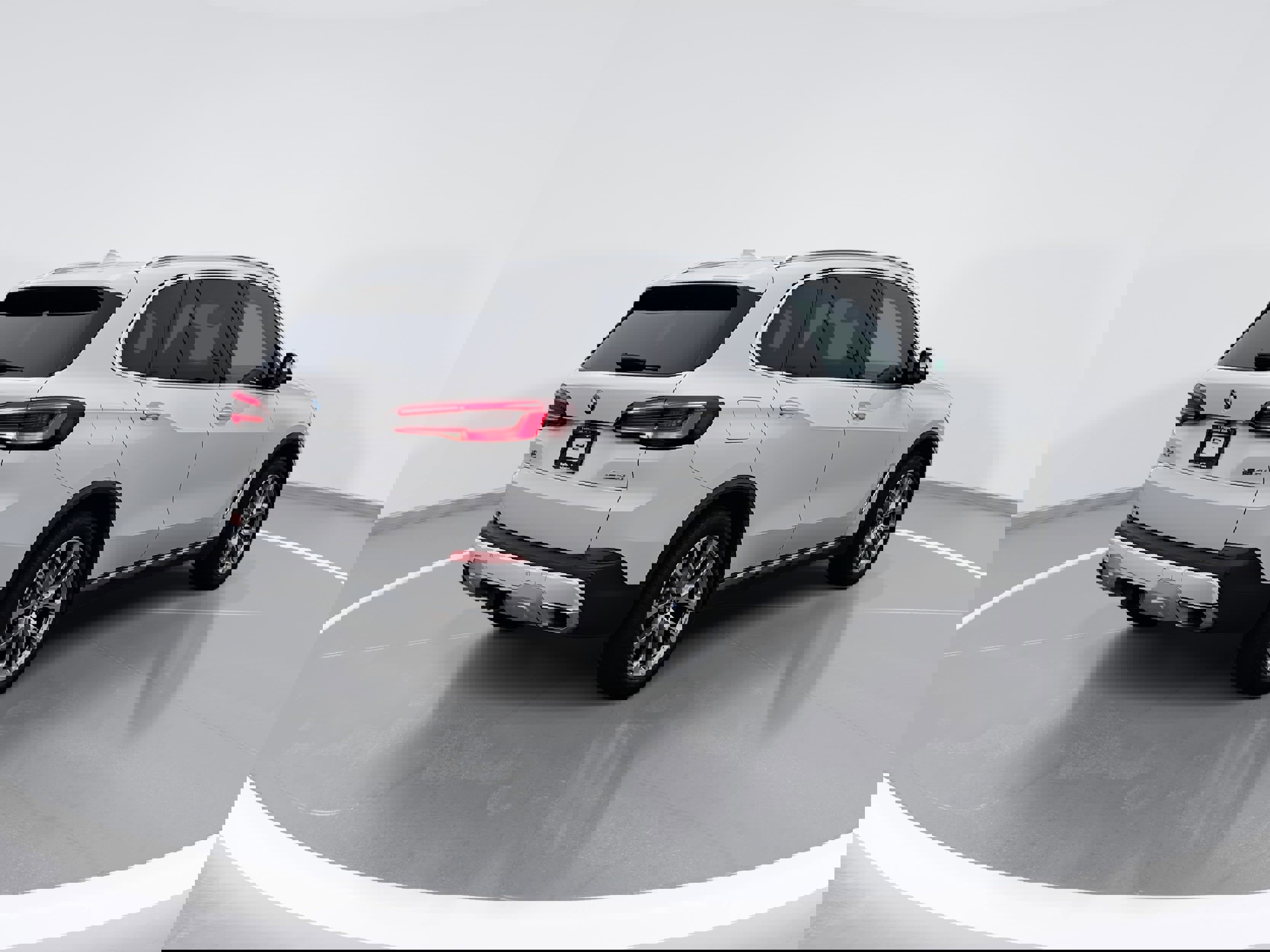 Used 2023 BMW X5 xDrive40i w/ Premium Package image 3