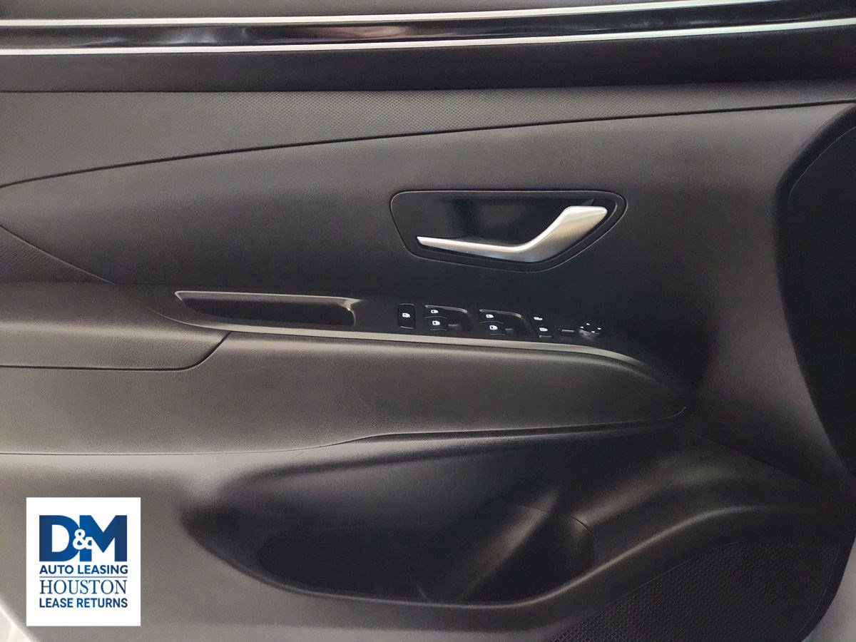 Used 2023 Hyundai Tucson SE FWD image 28