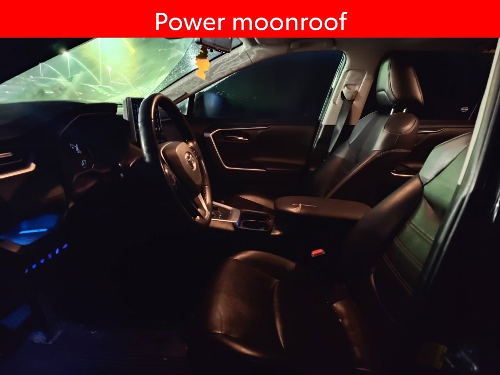 Used 2019 Toyota RAV4 Limited AWD/4WD image 6