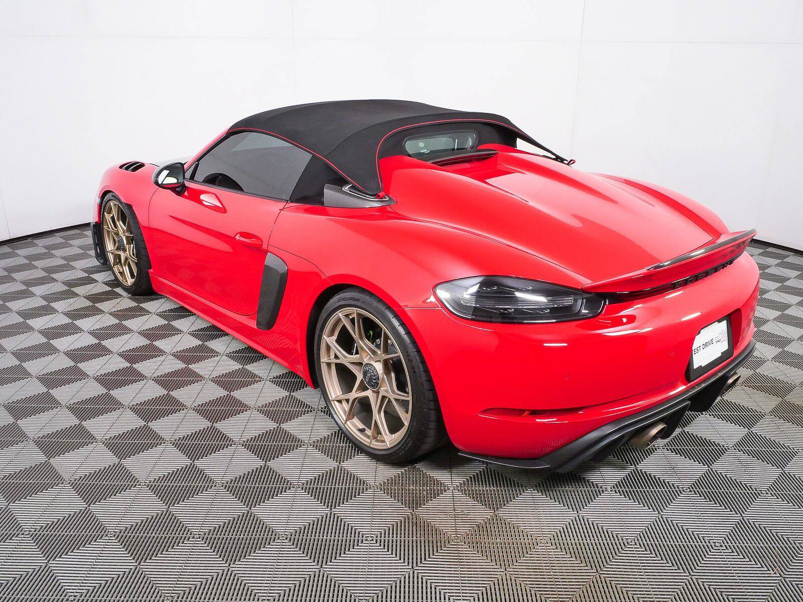 Certified 2025 Porsche 718 Boxster Spyder RS RWD image 3