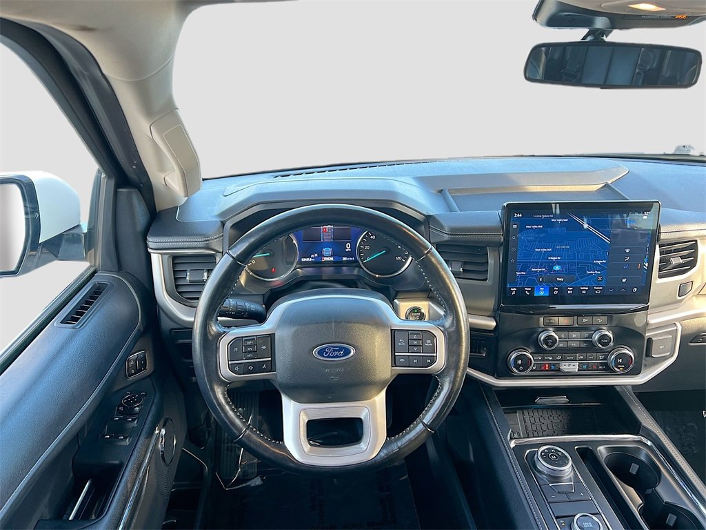 Used 2024 Ford Expedition Max XLT image 22