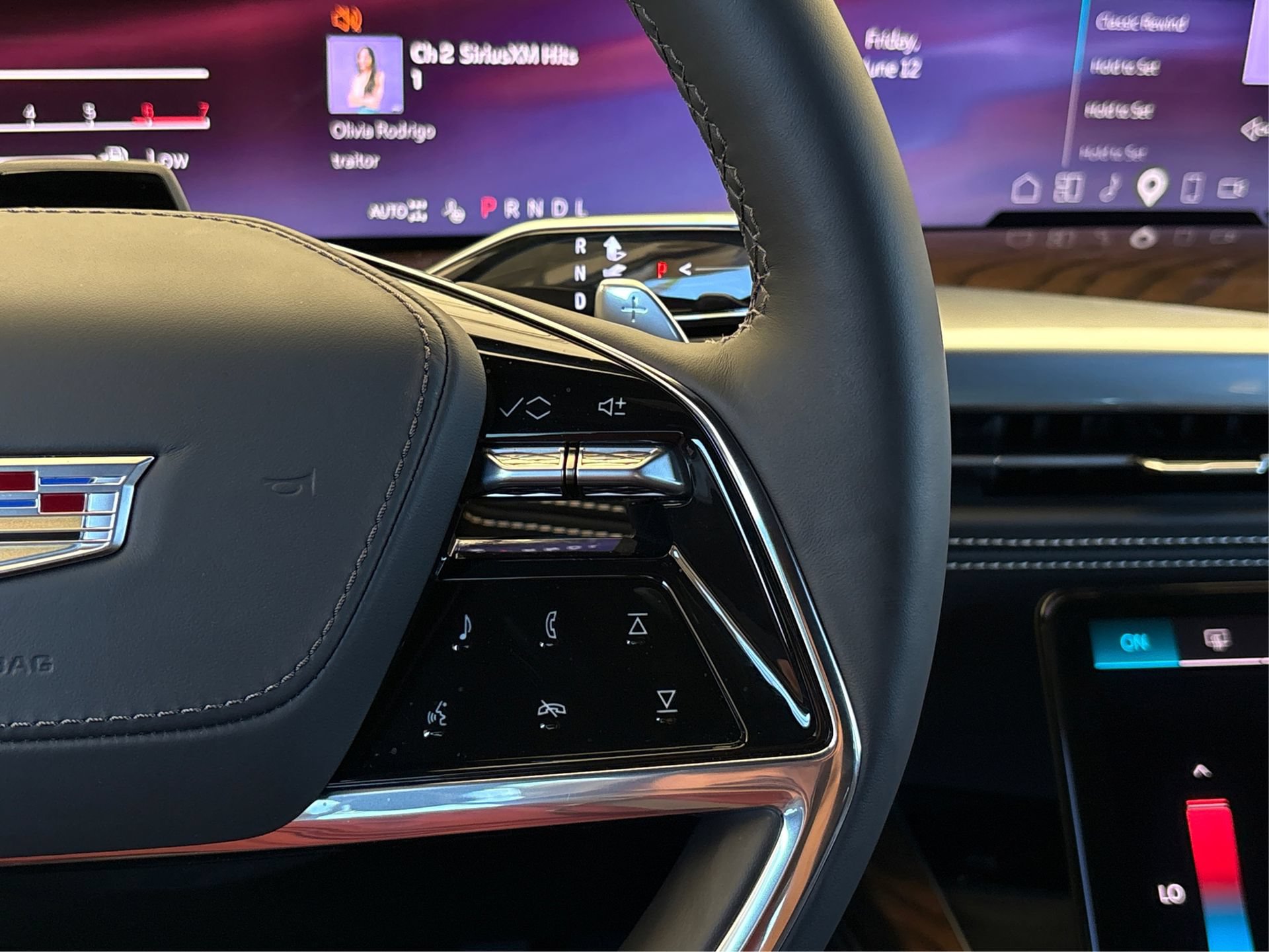 New 2026 Cadillac Escalade Platinum Sport AWD/4WD image 30
