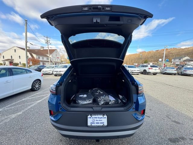 New 2025 Volkswagen ID.4 Pro S Plus AWD/4WD image 18