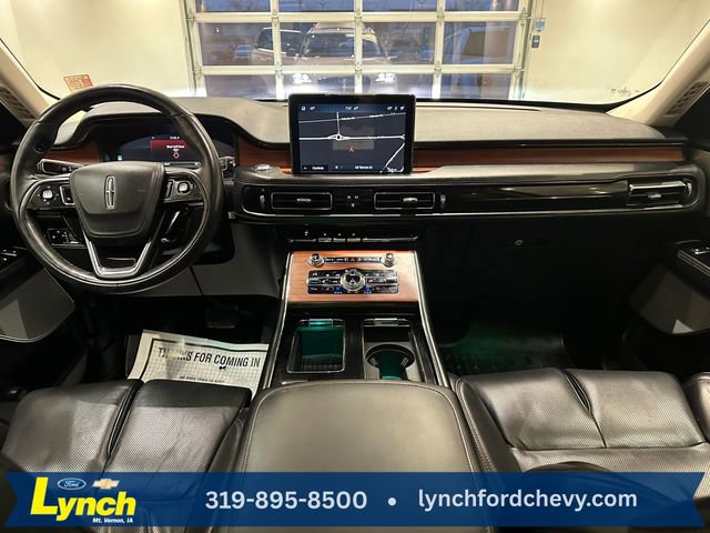Used 2020 Lincoln Aviator Reserve w/ Equipment Group 202A image 11