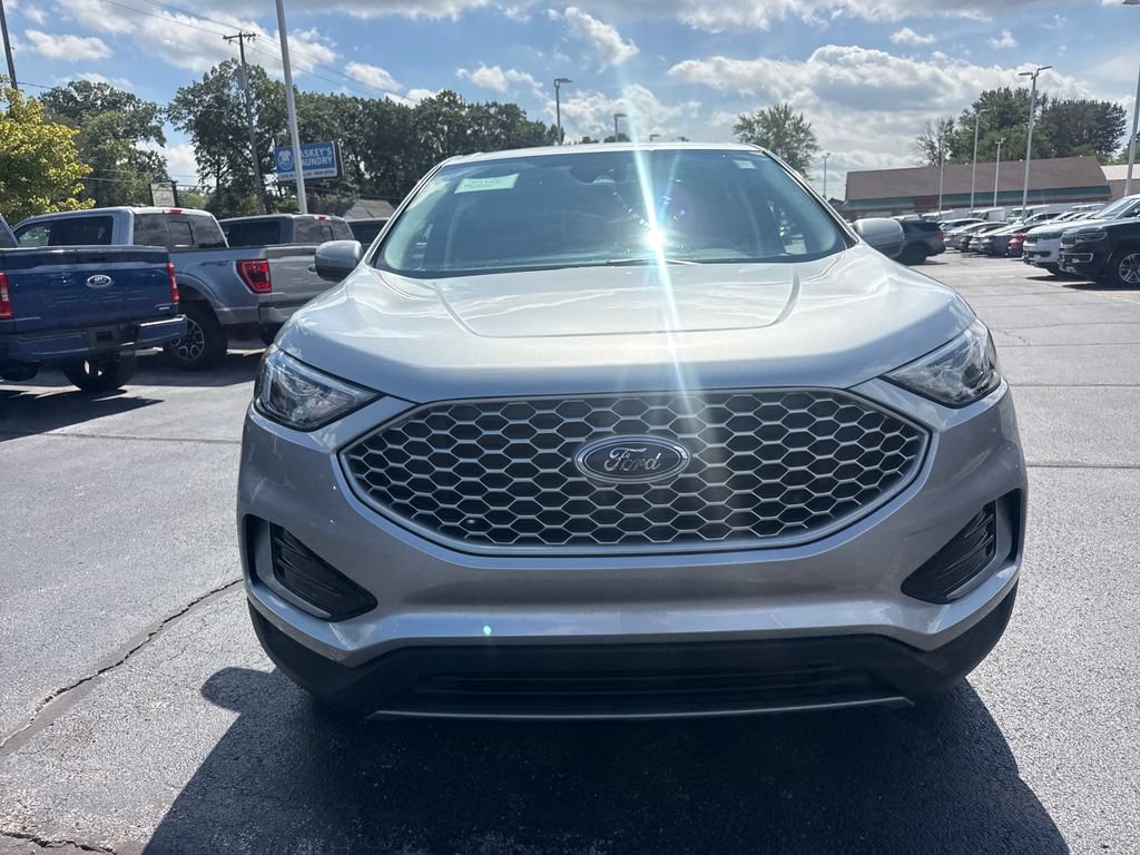 Used 2024 Ford Edge SEL AWD/4WD video 3