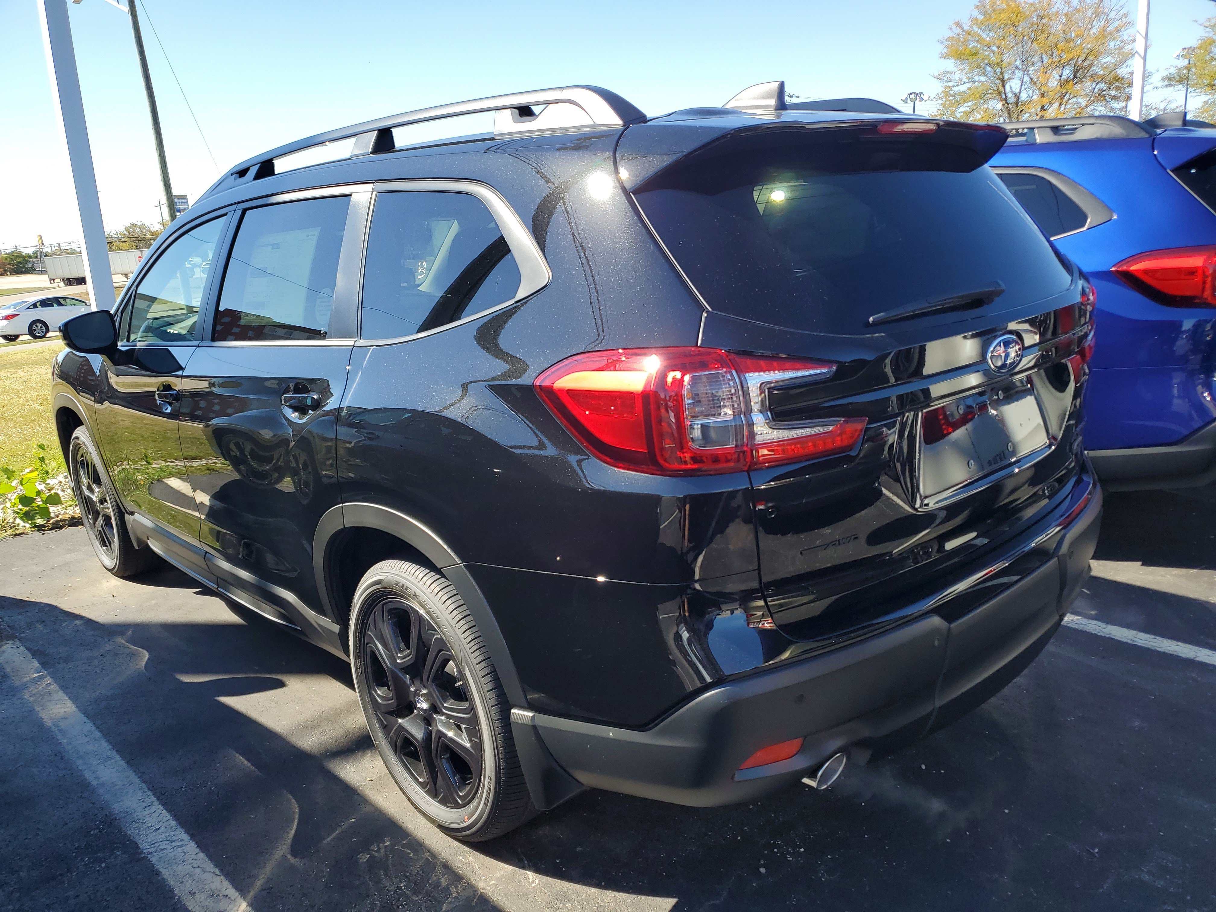 New 2027 Subaru Ascent Onyx Edition AWD/4WD image 2