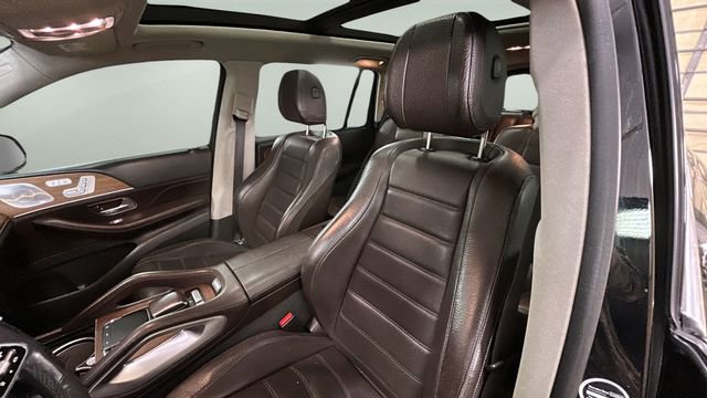 Used 2020 Mercedes-Benz GLS 450 4MATIC image 6