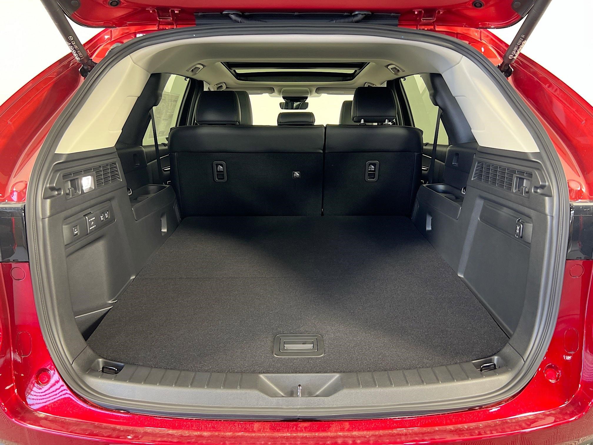 New 2025 MAZDA CX-70 Plug-In Hybrid w/ Premium Pkg image 25