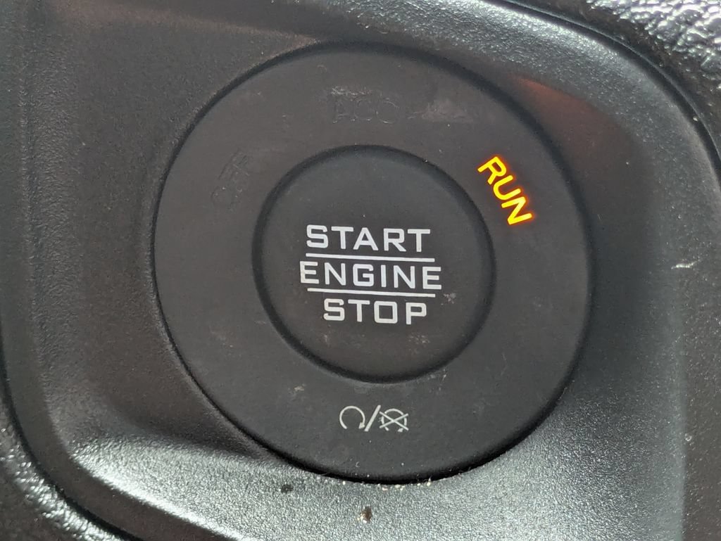 Used 2024 Jeep Wrangler Unlimited Sport AWD/4WD image 27