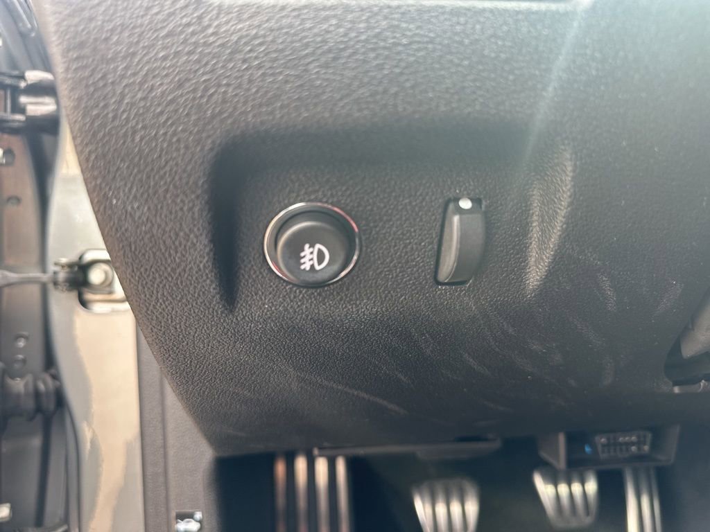 Used 2007 Saturn Sky Red Line RWD image 12