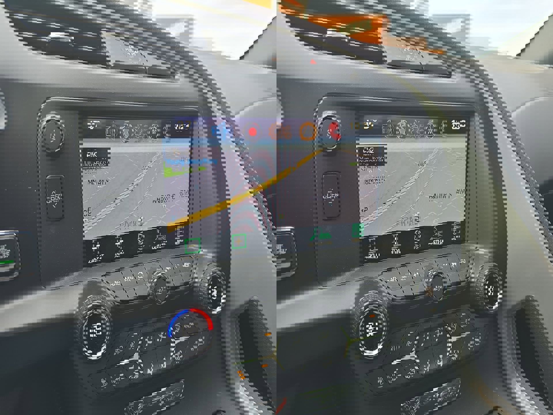 Used 2015 Chevrolet Corvette Stingray Z51 w/ 2LT Preferred Equipment Group image 18