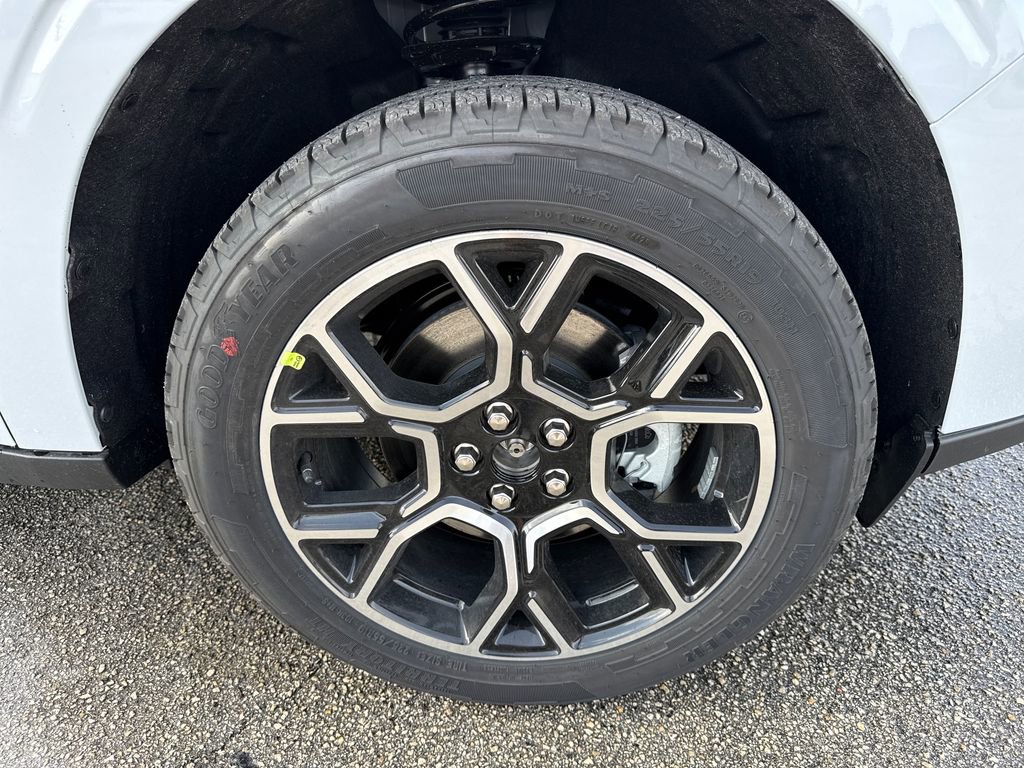 New 2026 Ford Maverick Lariat image 11