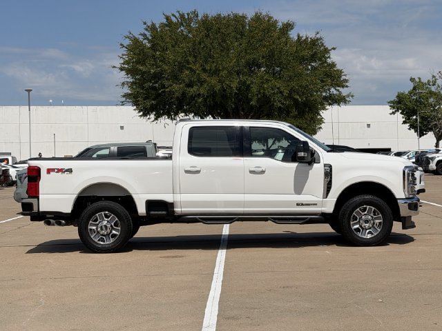 Used 2025 Ford F250 Lariat AWD/4WD image 3