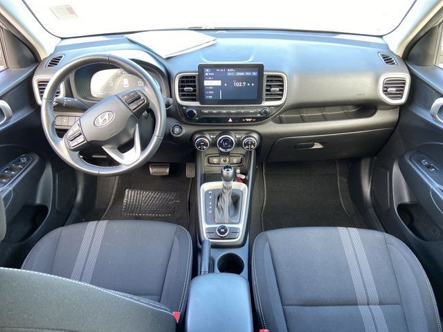 Used 2025 Hyundai Venue SEL FWD image 49