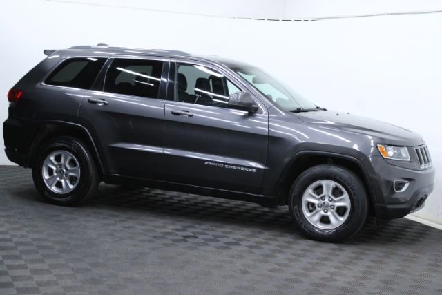 Used 2016 Jeep Grand Cherokee Laredo w/ Quick Order Package 23E RWD image 3